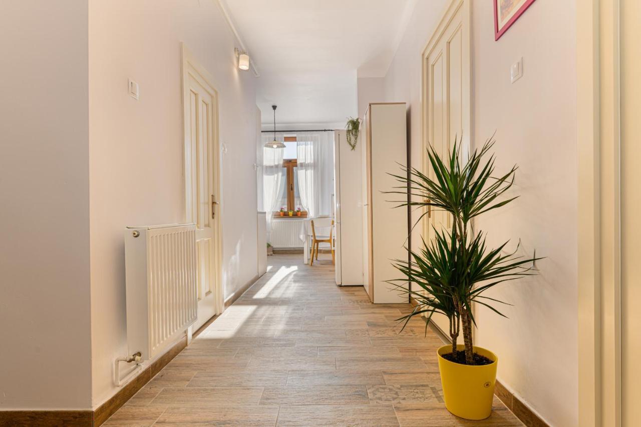 Chic&View Brasov Apartment Extérieur photo