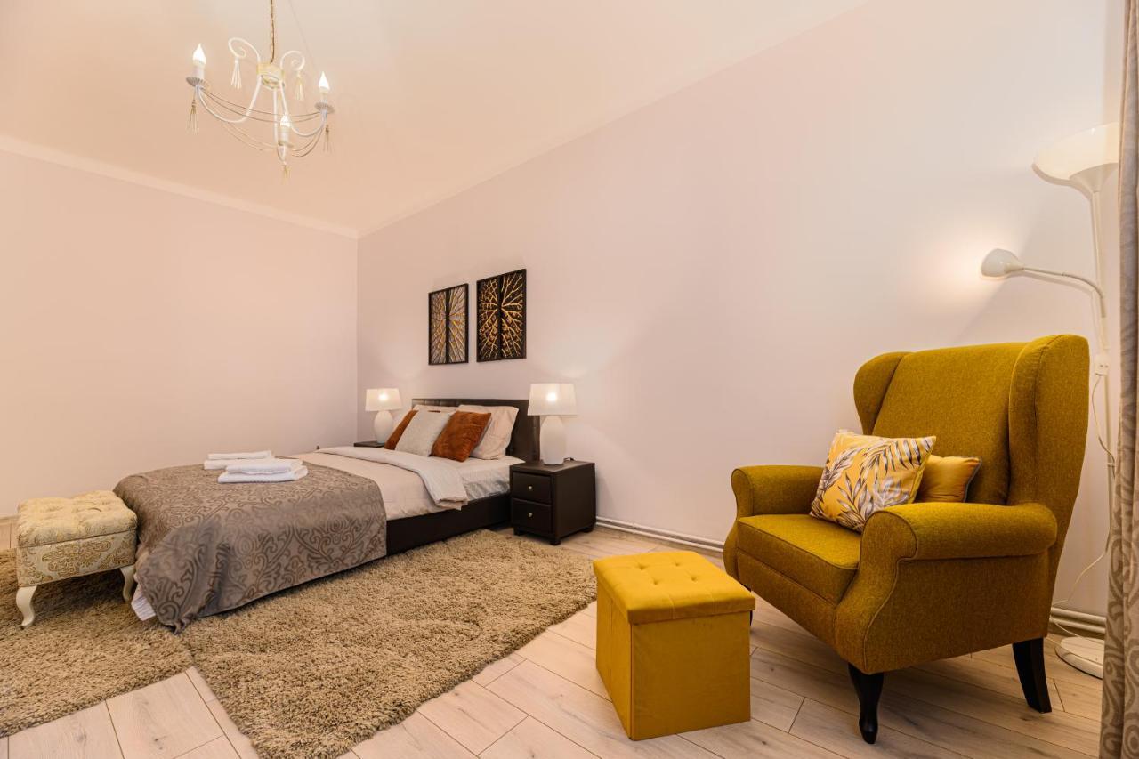 Chic&View Brasov Apartment Extérieur photo