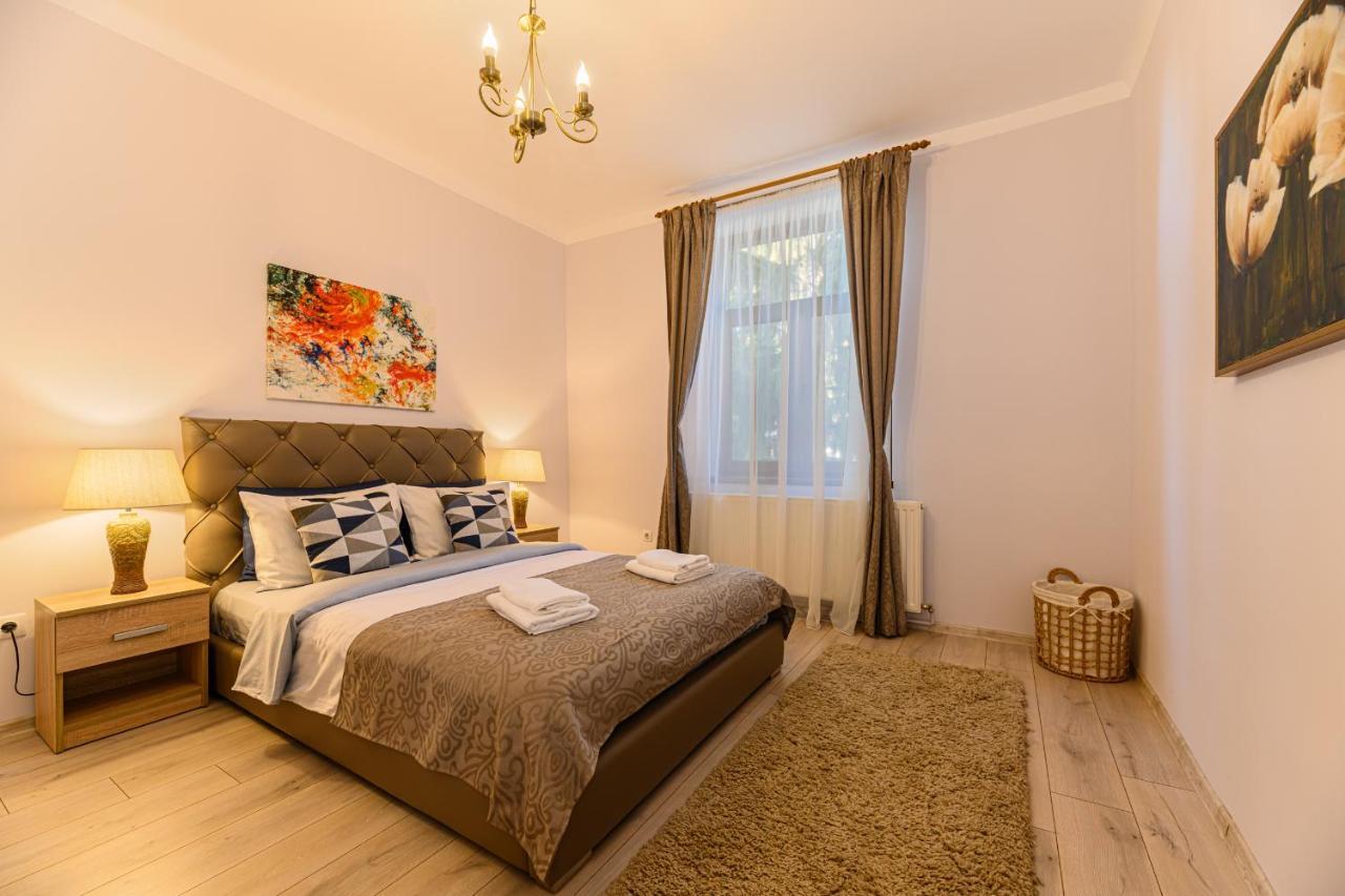Chic&View Brasov Apartment Extérieur photo