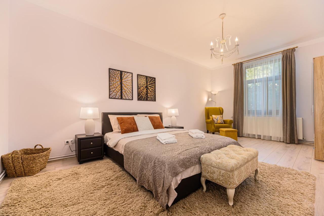 Chic&View Brasov Apartment Extérieur photo