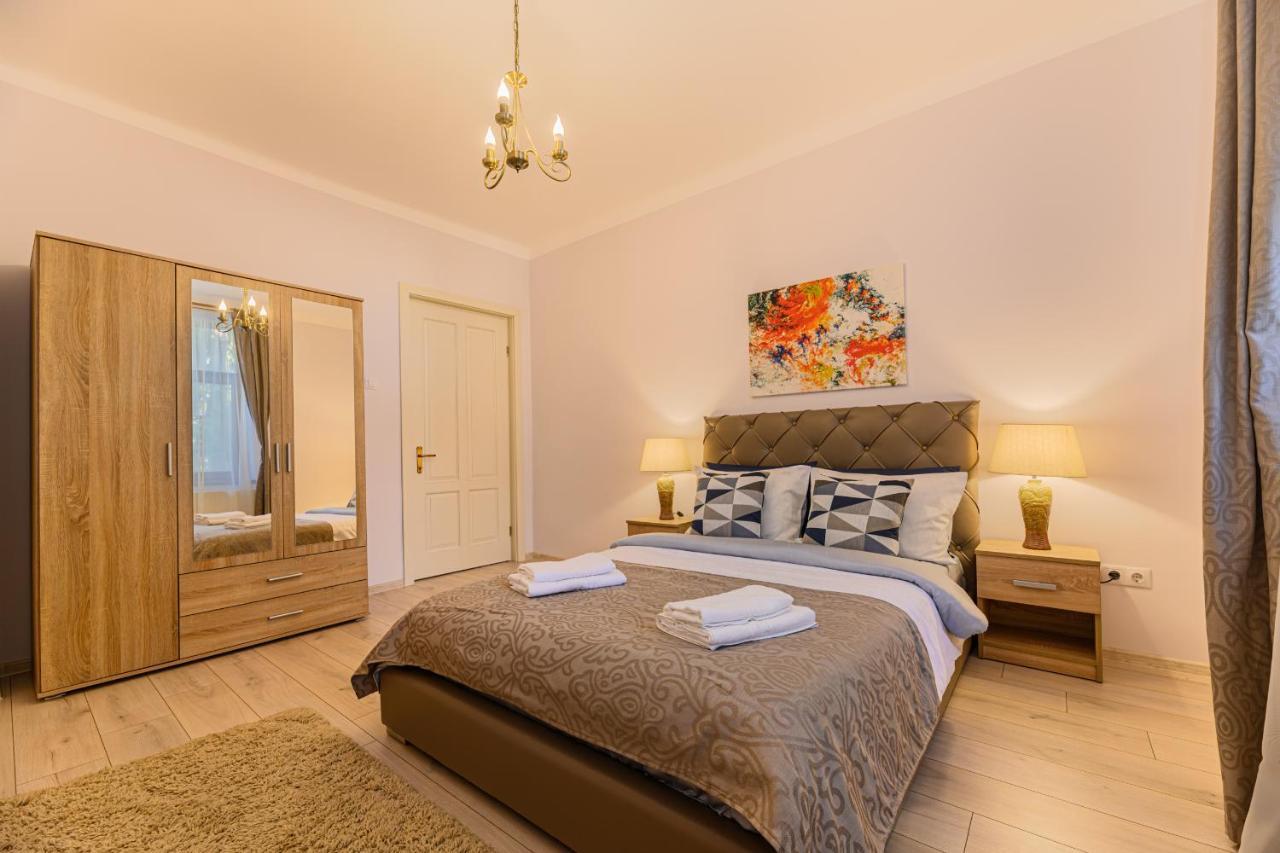 Chic&View Brasov Apartment Extérieur photo